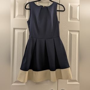 Modcloth Closet London Retro Style Dress Navy with Cream Hem Size Medium NWOT